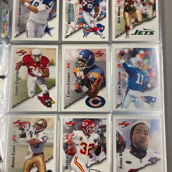 1995 Score NFL Football Trading Cards In binder - Picture 5 of 8